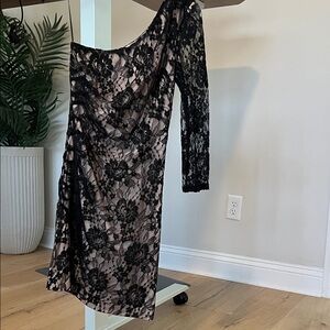 Express Black Floral Lace One-Shoulder Dress